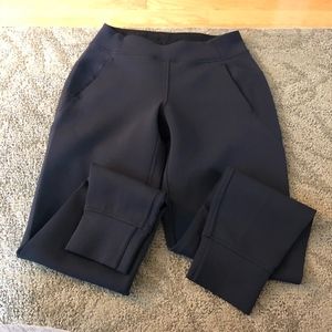 Lululemon Size 8 Spacer Black Joggers!